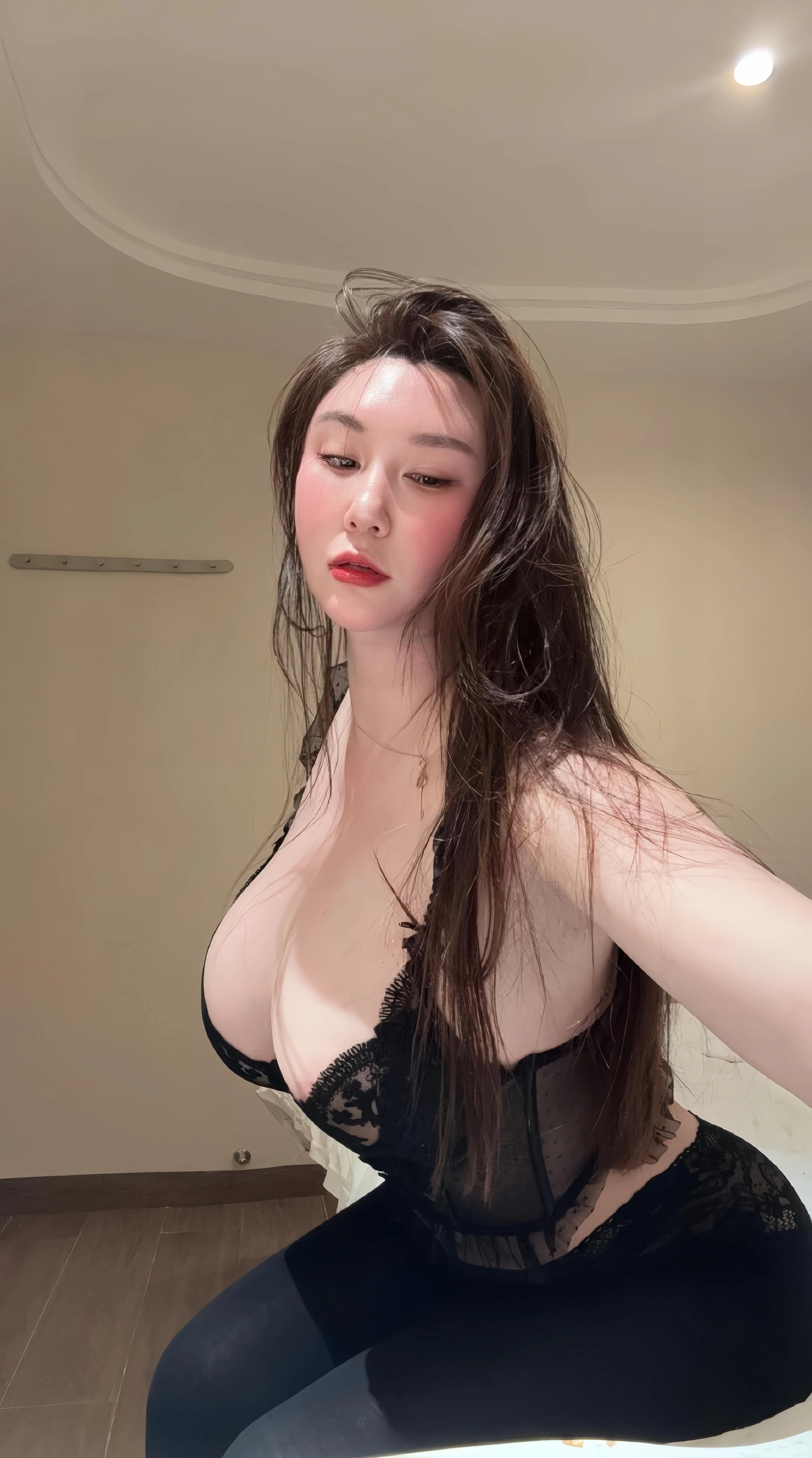 MIYA – NO.030 黑色蕾丝束腰芭比裤 2